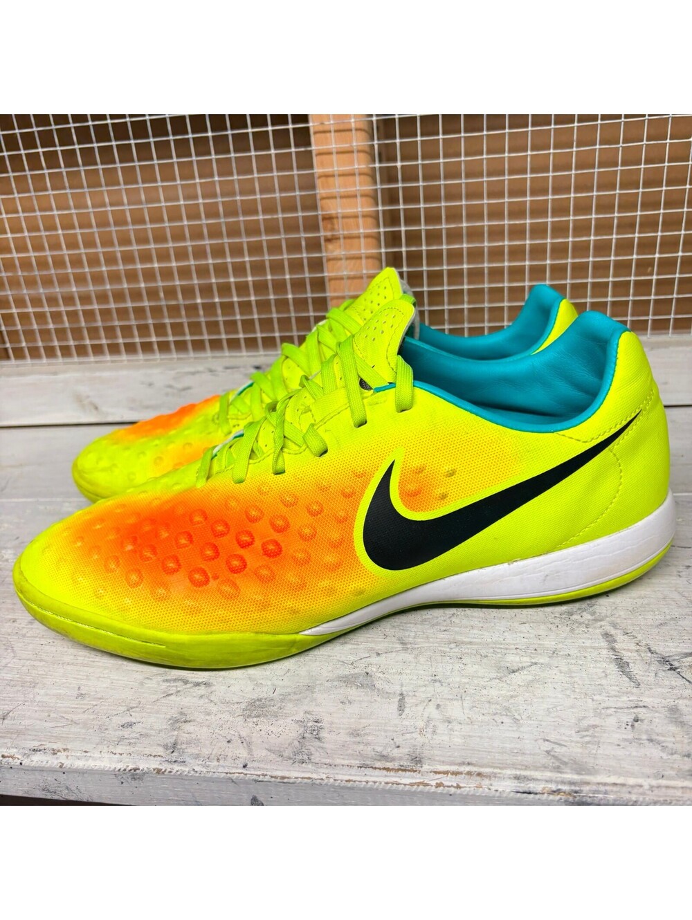Nike Magista X Indoor Soccer Cleats Men's Size 9